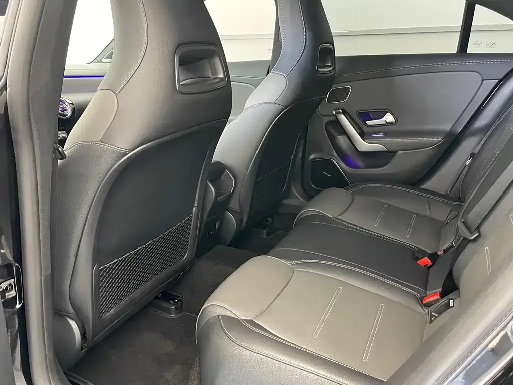 Mercedes-Benz CLA AMG — фото 4