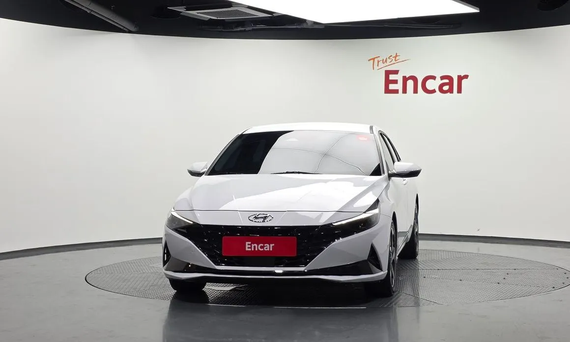 Hyundai AVANTE — фото 3