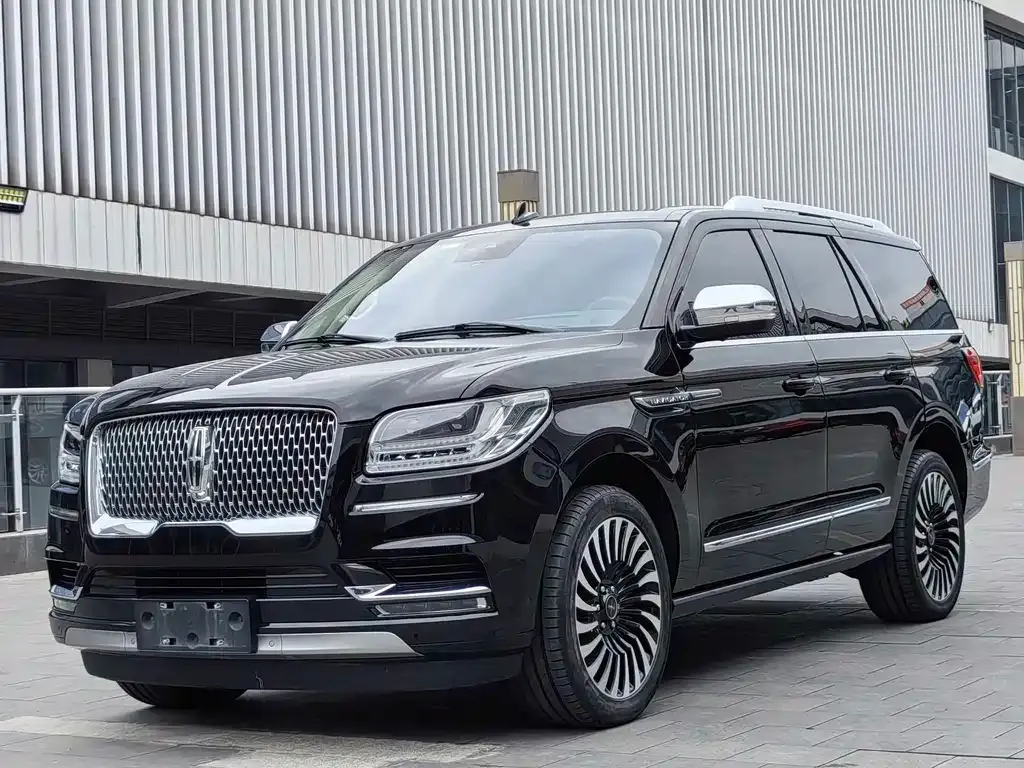 Lincoln Navigator — фото 7
