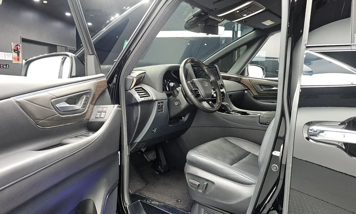 Toyota Alphard 2024 из KR, фото 7