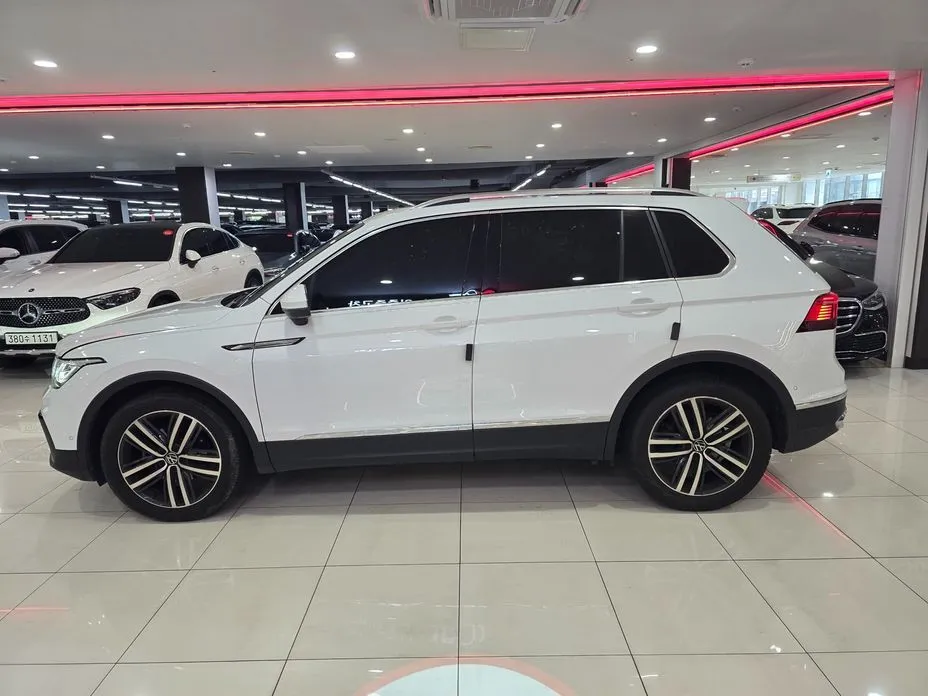 Volkswagen Tiguan — фото 4