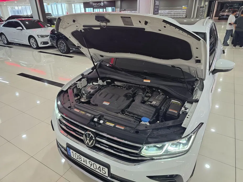 Volkswagen Tiguan — фото 6