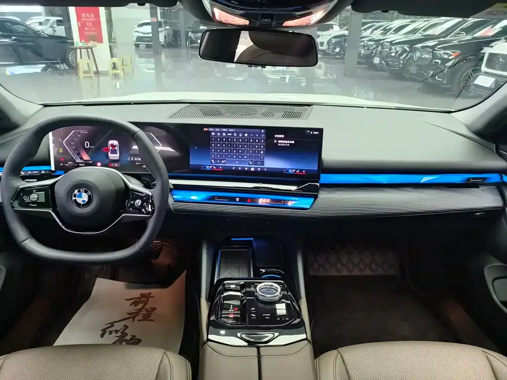 BMW 5 Series — фото 10
