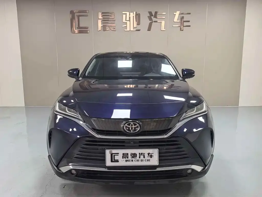 Toyota Harrier — фото 3