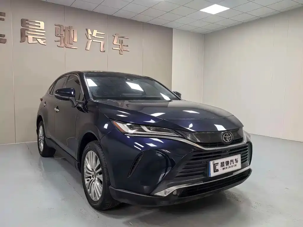 Toyota Harrier — фото 7