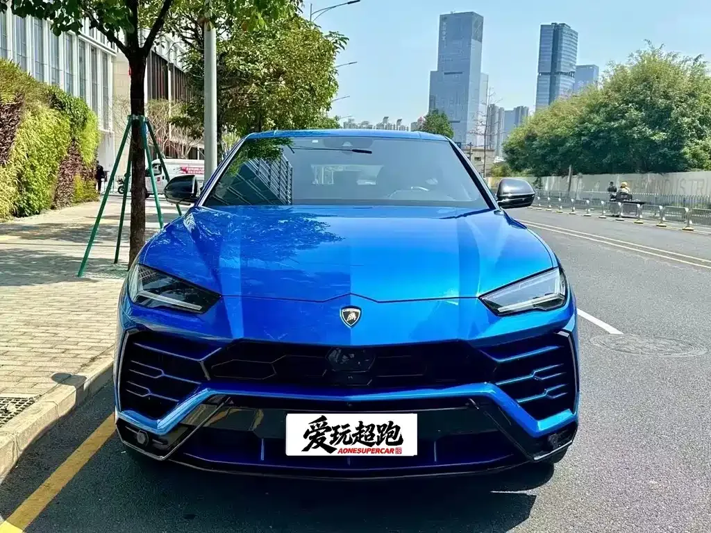 Lamborghini Urus — фото 6