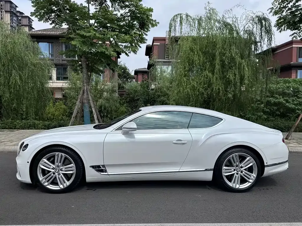 Bentley Continental — фото 10