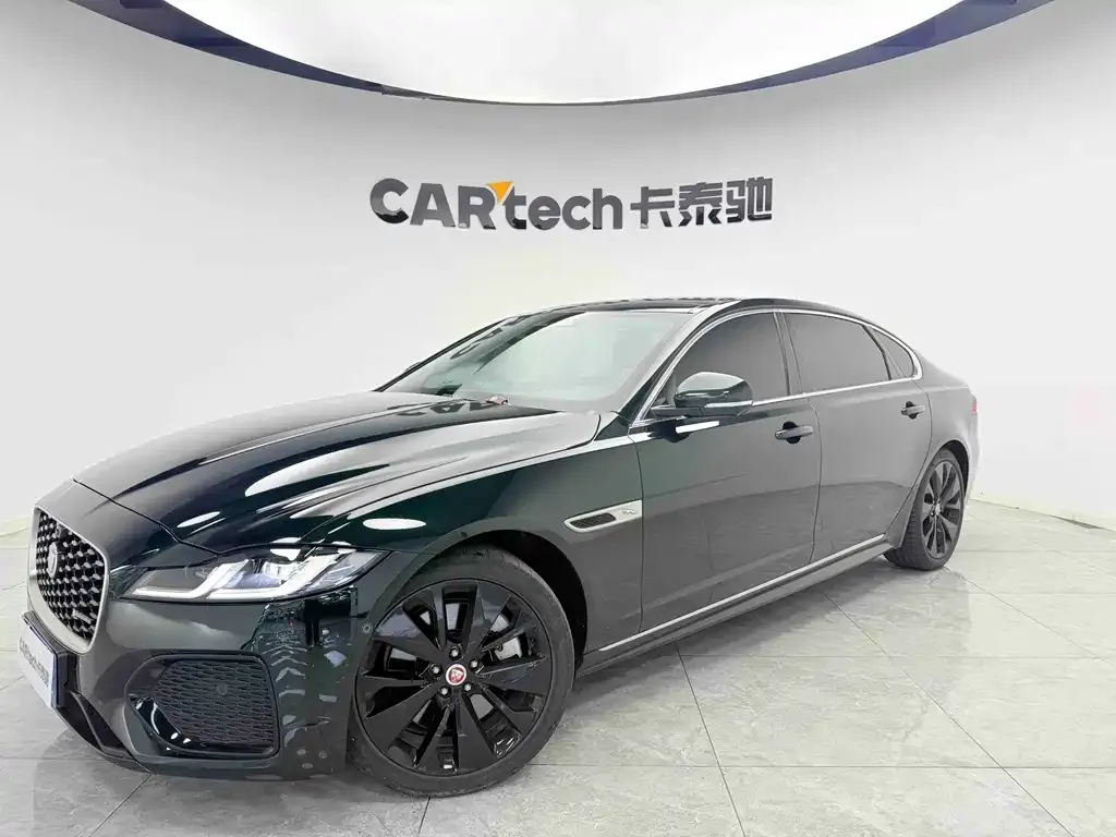 Jaguar XFL — фото 1