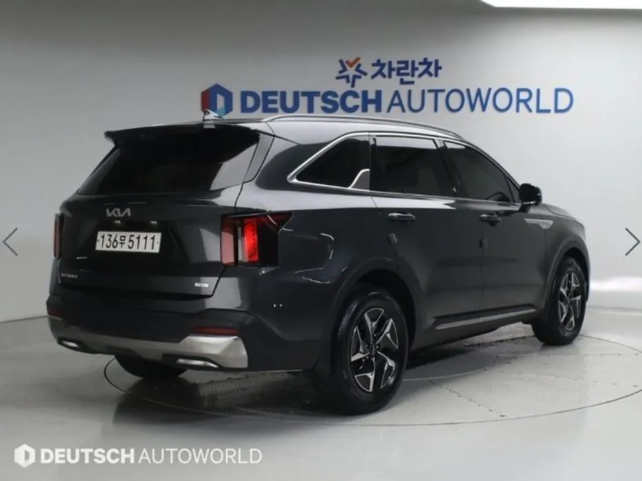 Kia Sorento — фото 5