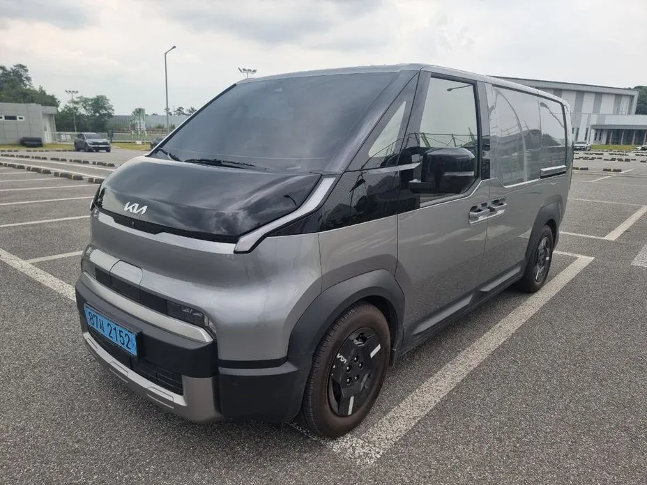 Kia PV5 — фото 2
