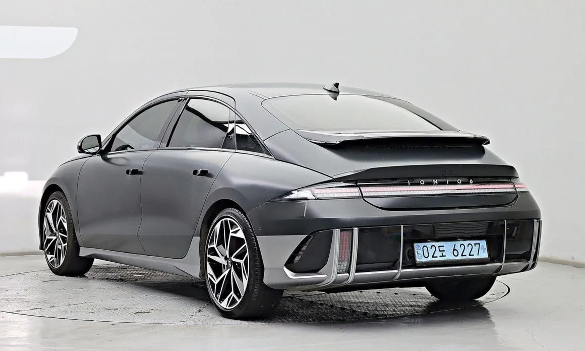Hyundai Ioniq6 — фото 8