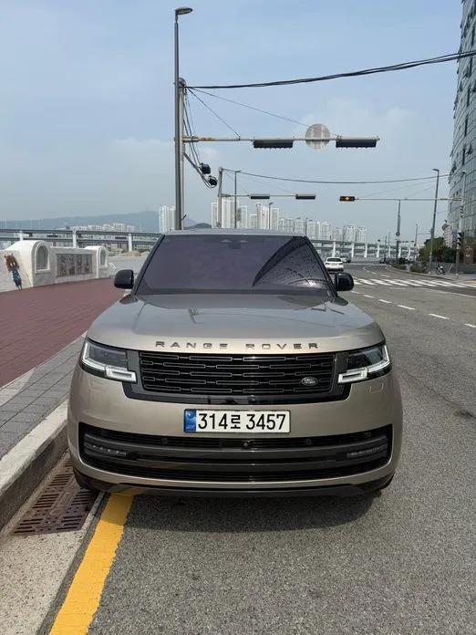 Land Rover Range Rover P530 Autobiography Long Wheel Base 1