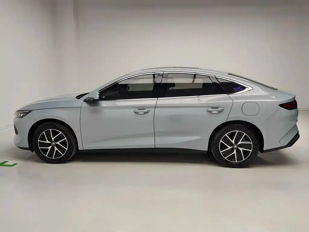 BYD Qin L — фото 4