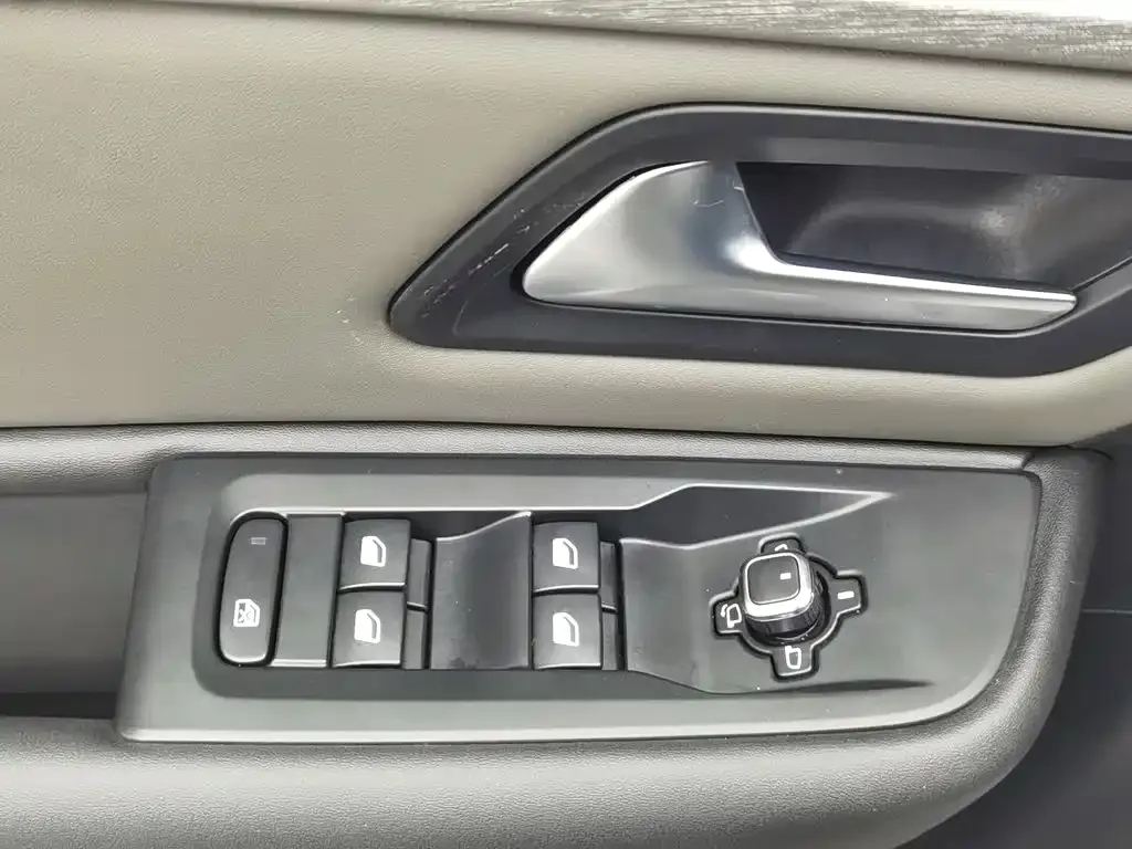 Citroen C5 X 2025 из CN, фото 7