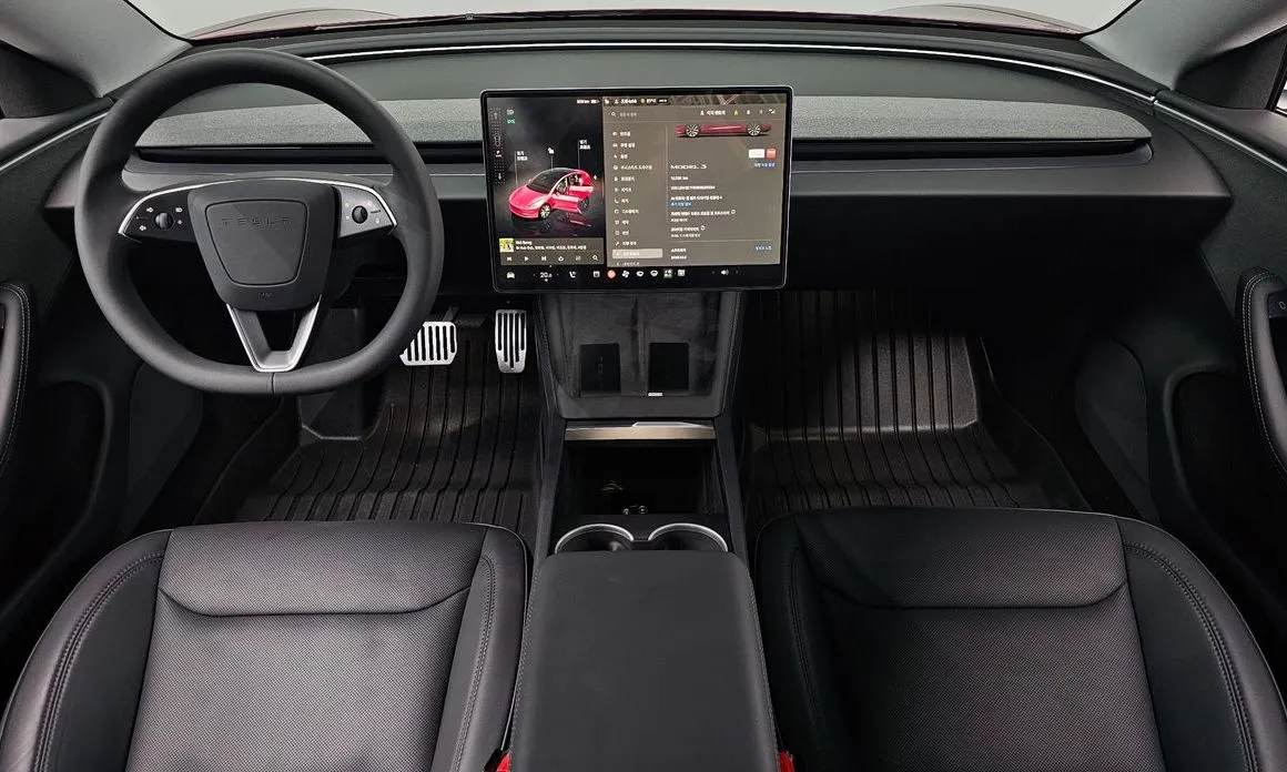 Tesla Model 3 2024 из KR, фото 7