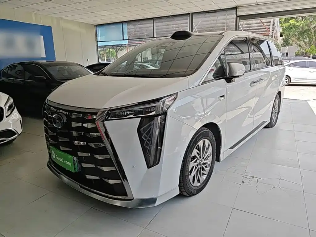 GAC Motor Trumpchi M8 — фото 1