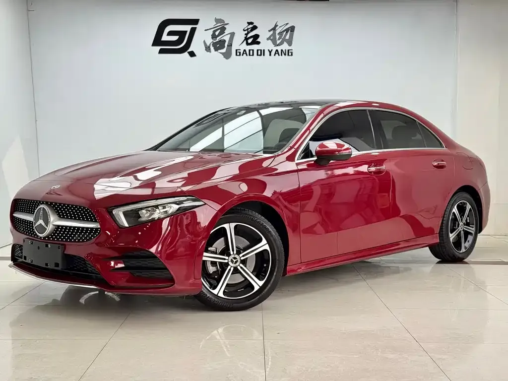 Mercedes-Benz A-Class — фото 1
