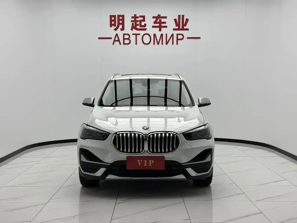 BMW X1 — фото 6