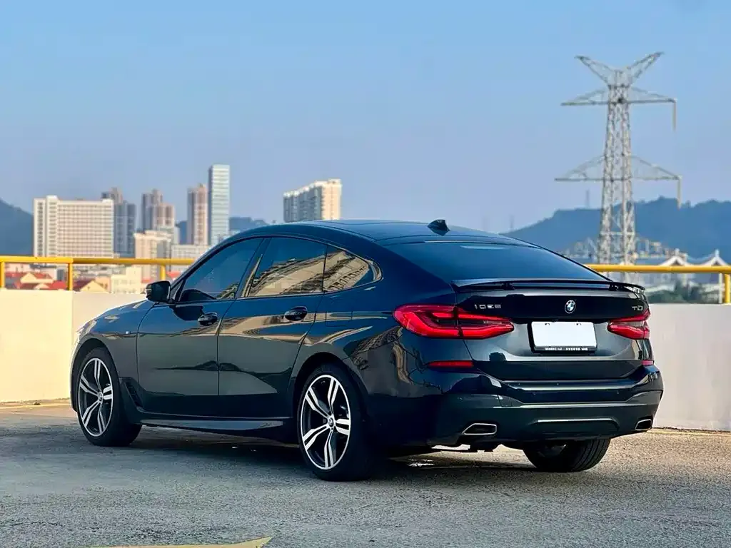 BMW 6 Series GT — фото 10