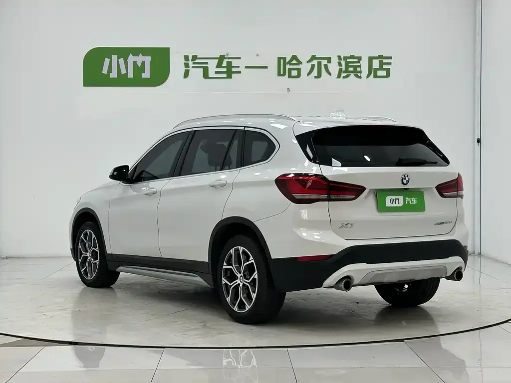 BMW X1 — фото 2