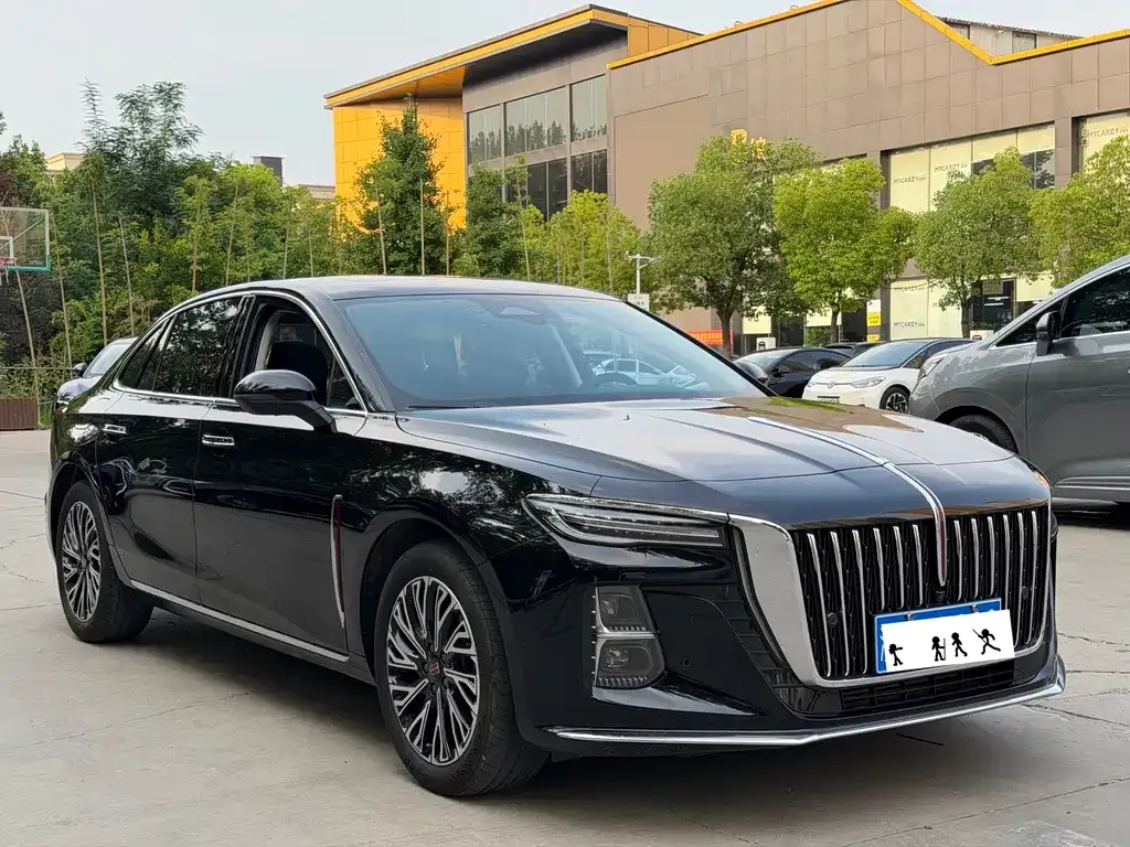 Hongqi H5 — фото 3
