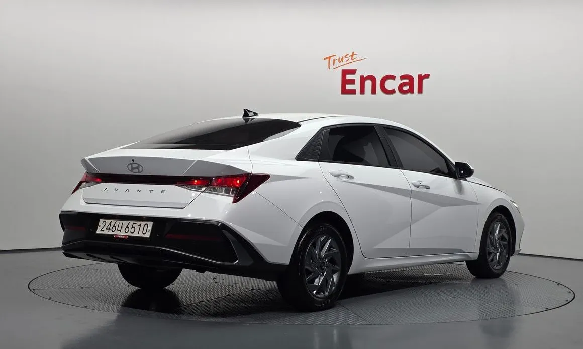 Hyundai AVANTE — фото 6