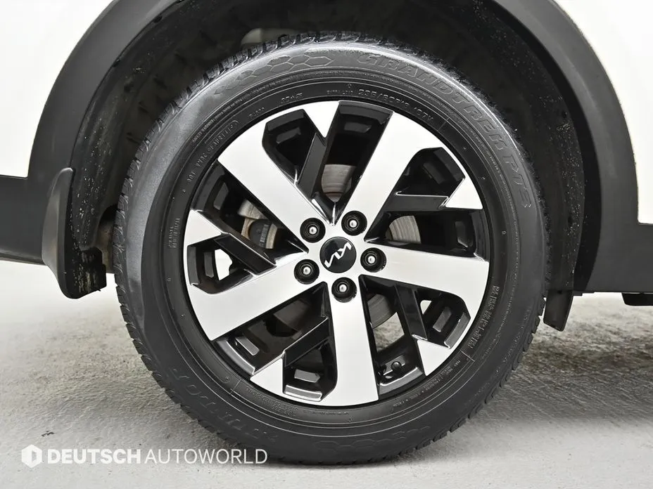 Kia Sorento — фото 9