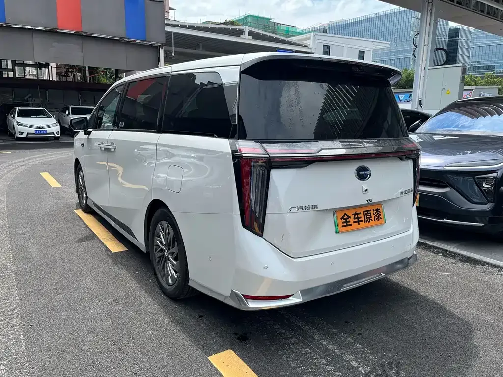GAC Motor Trumpchi M8 — фото 10