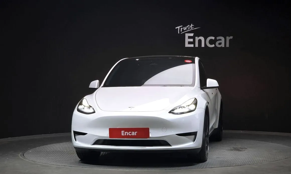 Tesla Model Y — фото 7
