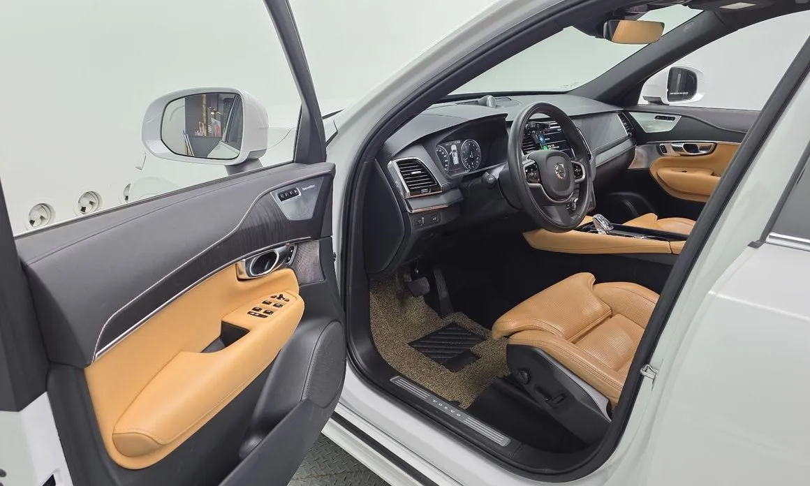 Volvo XC90 2021 из KR, фото 10
