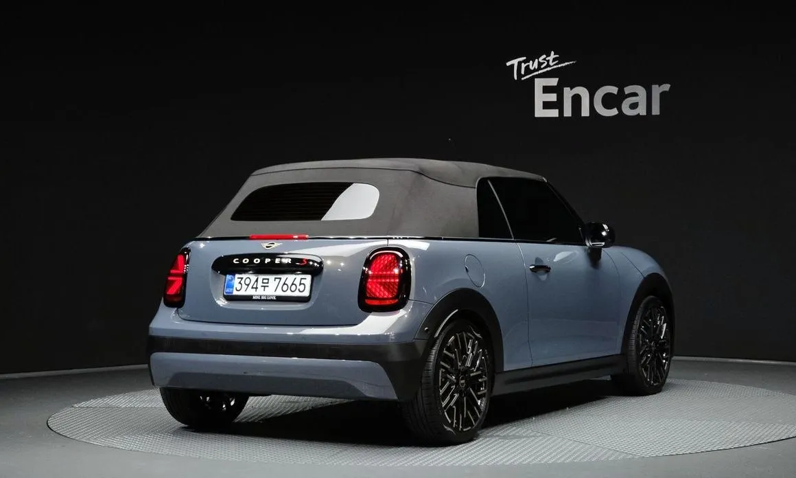 Mini Cooper Convertible 2025 из KR, фото 4
