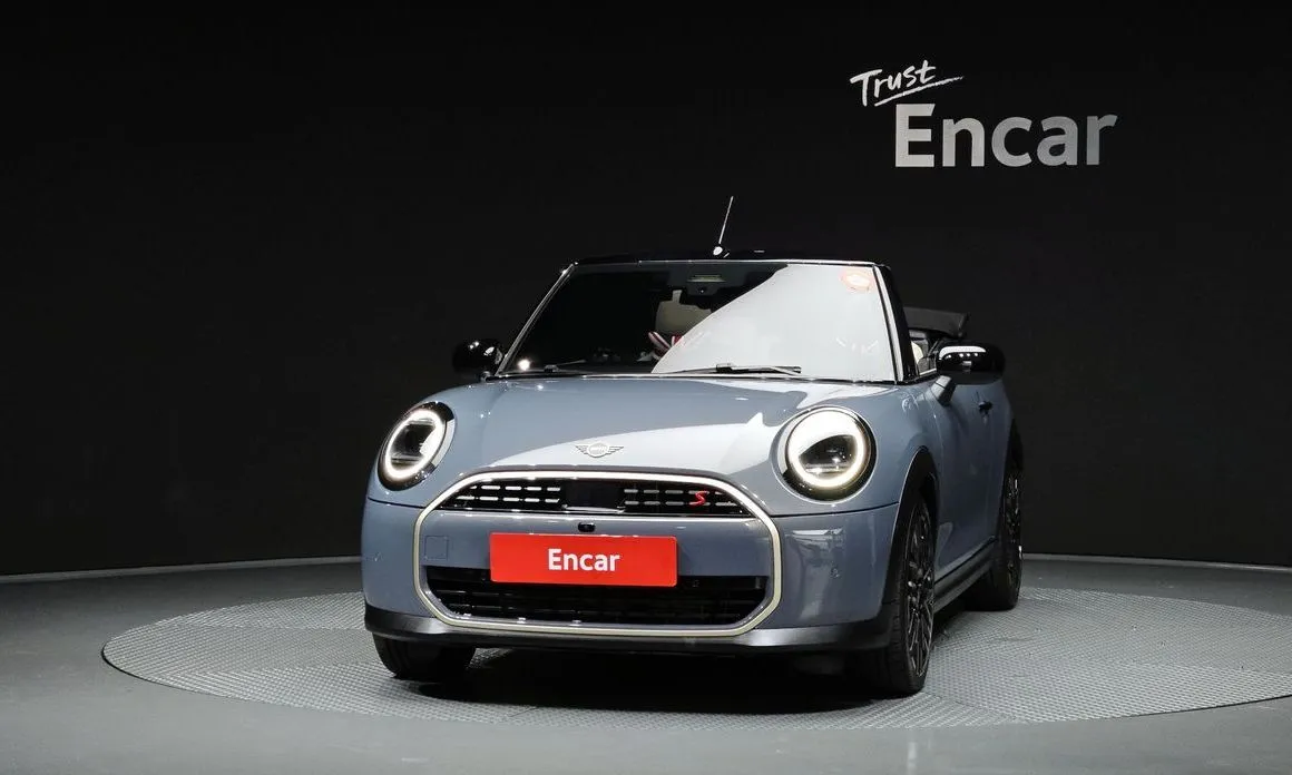 Mini Cooper Convertible 2025 из KR, фото 7