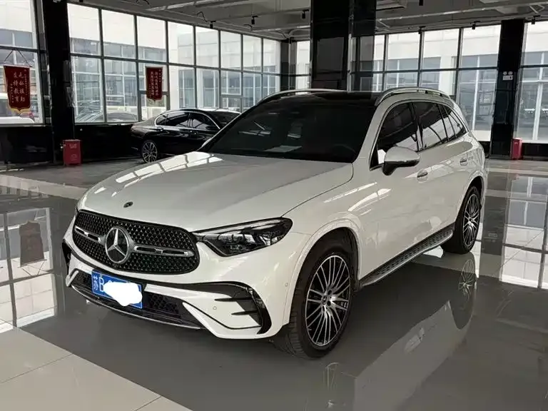 Mercedes-Benz GLC — фото 1