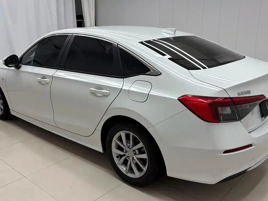 Honda Civic — фото 7