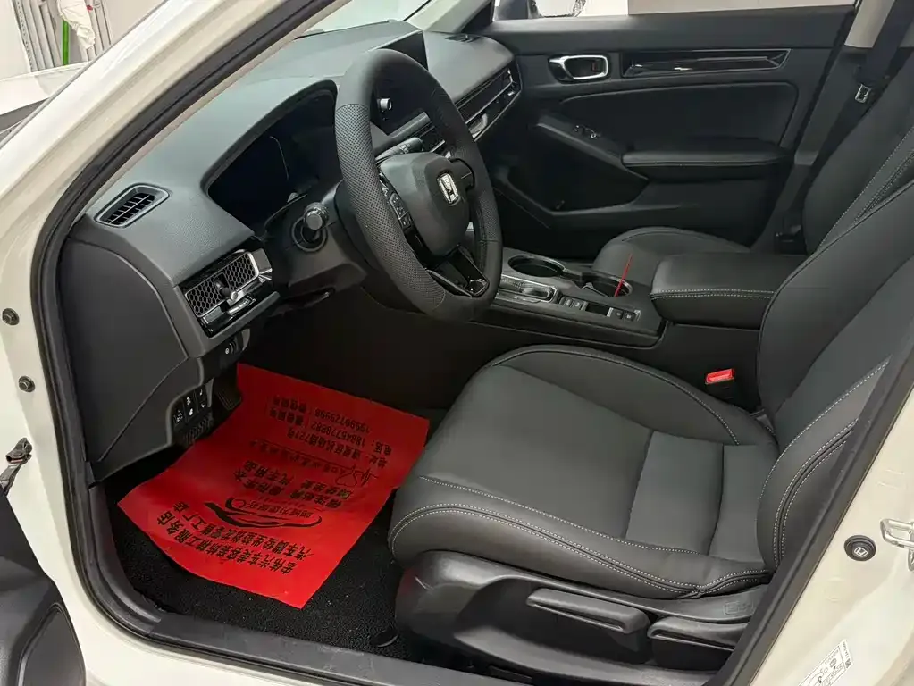 Honda Civic — фото 10