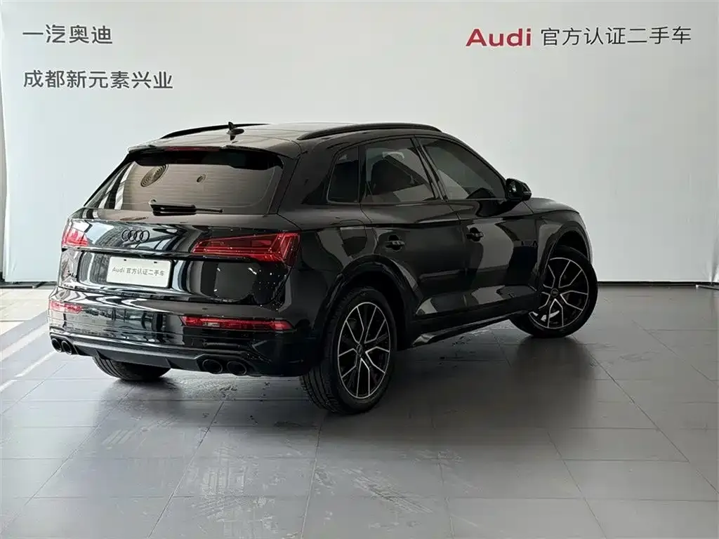 Audi SQ5 2023 из CN, фото 3