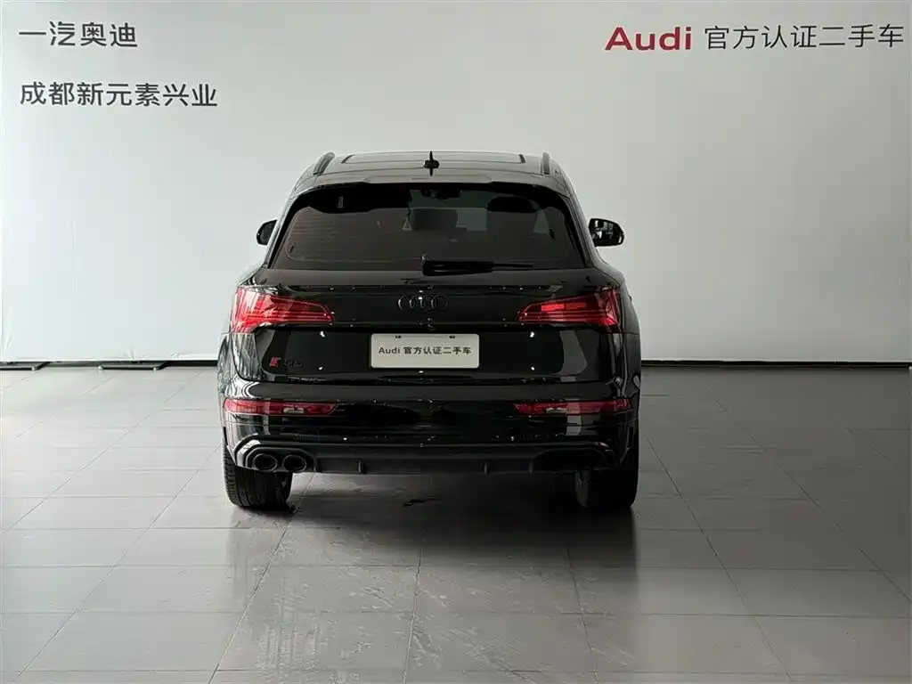 Audi SQ5 2023 из CN, фото 7