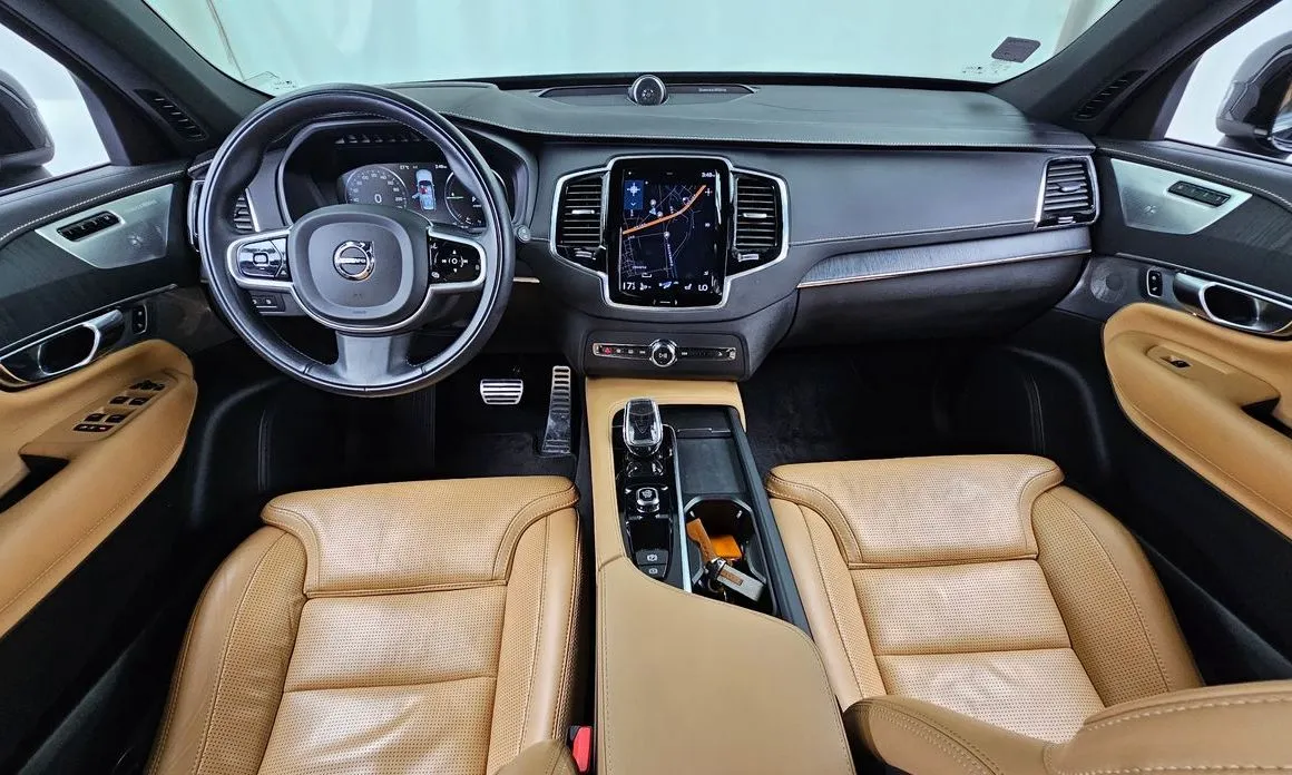 Volvo XC90 — фото 3