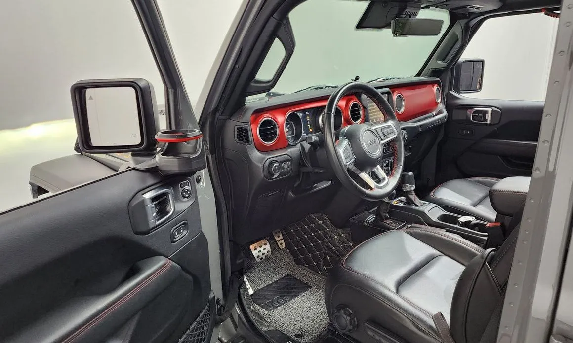 Jeep Wrangler 2023 из KR, фото 5
