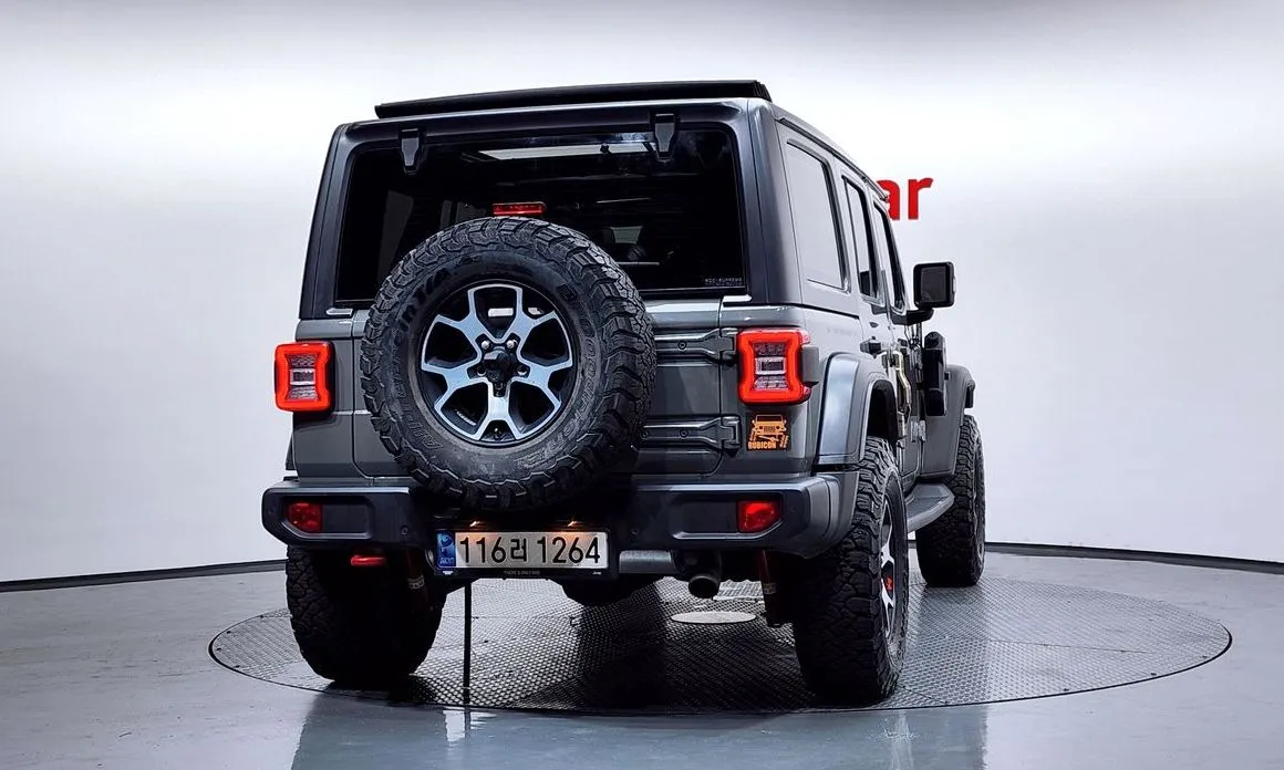 Jeep Wrangler 2023 из KR, фото 2