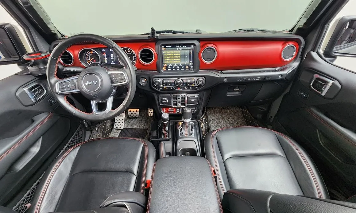 Jeep Wrangler 2023 из KR, фото 6