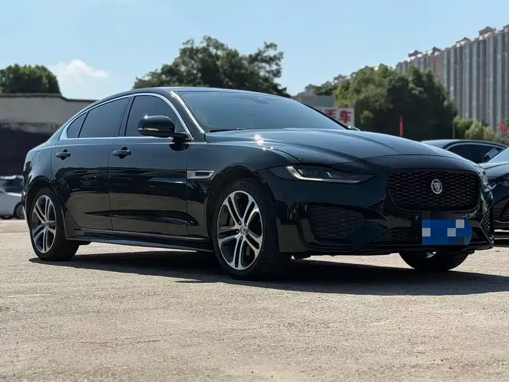 Jaguar XEL — фото 5