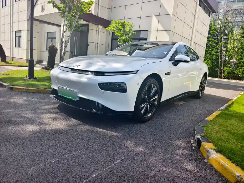 XPeng P7