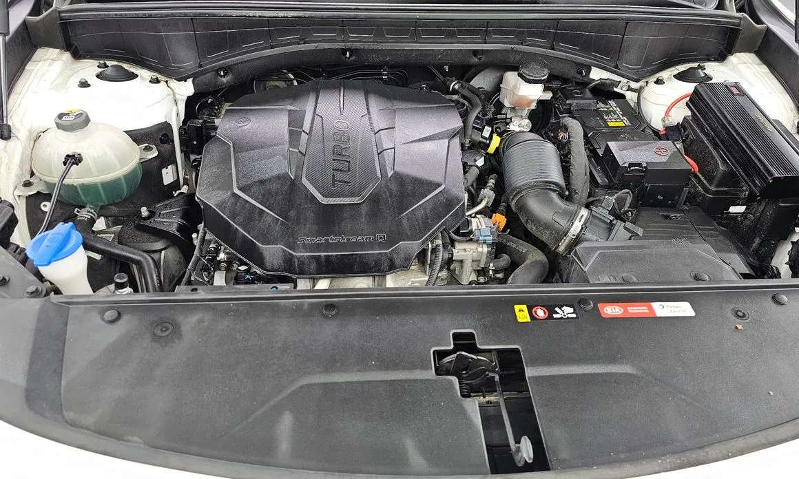 Kia Sorento — фото 9