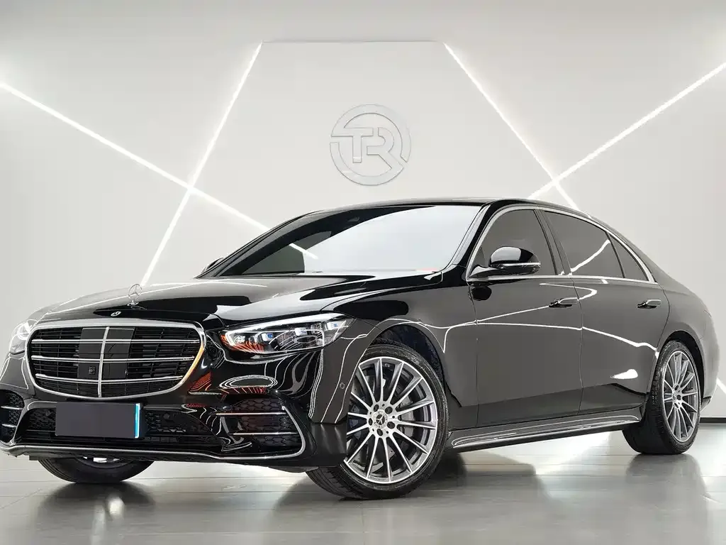 Mercedes-Benz S-Class — фото 1