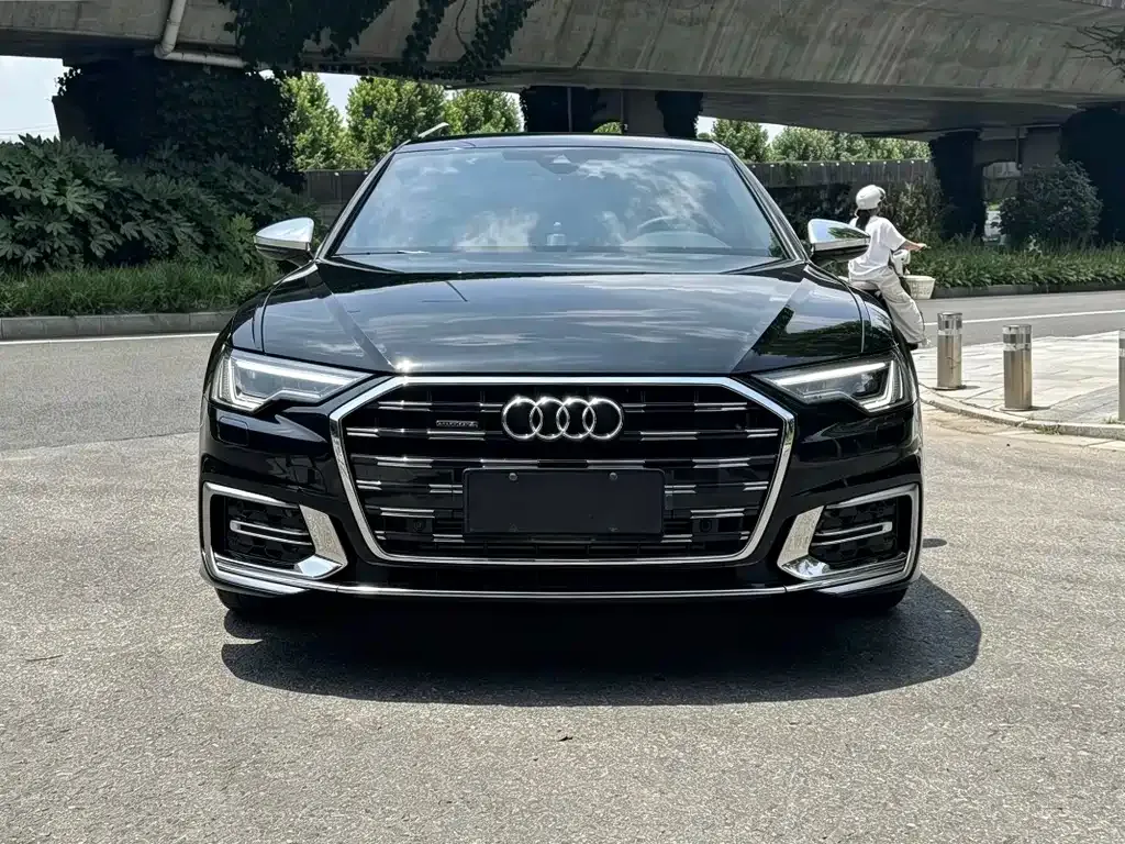 Audi A6L — фото 7
