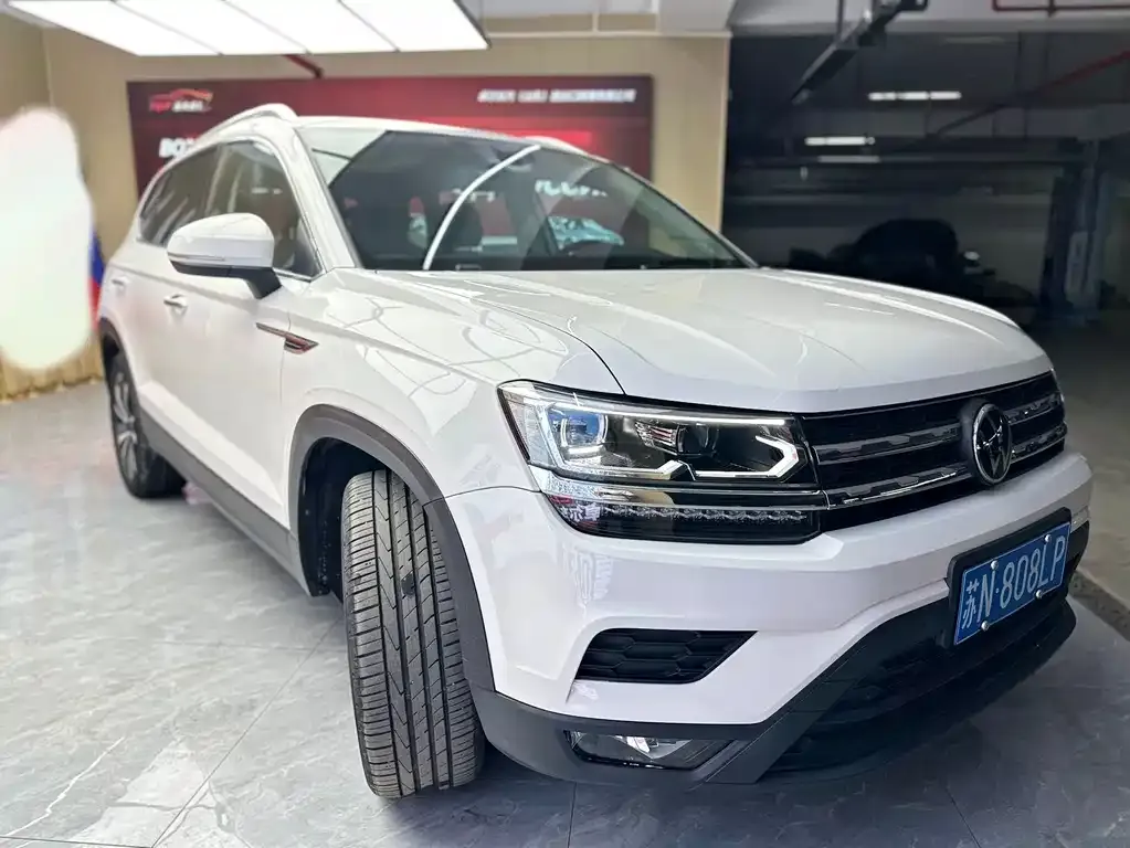 Volkswagen Tharu — фото 4
