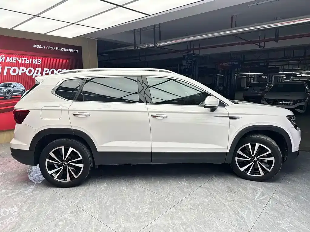Volkswagen Tharu — фото 9