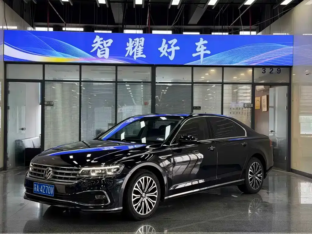 Volkswagen Phideon — фото 1