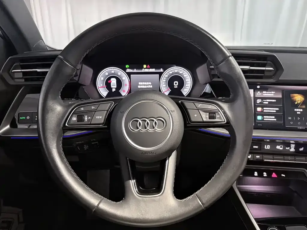 Audi A3 — фото 10